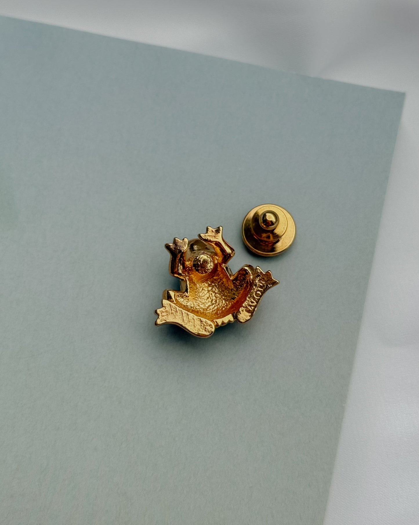 Pin/broszka Avon