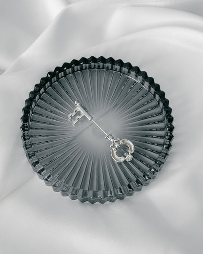 Broszka Avon - Vintage Stories