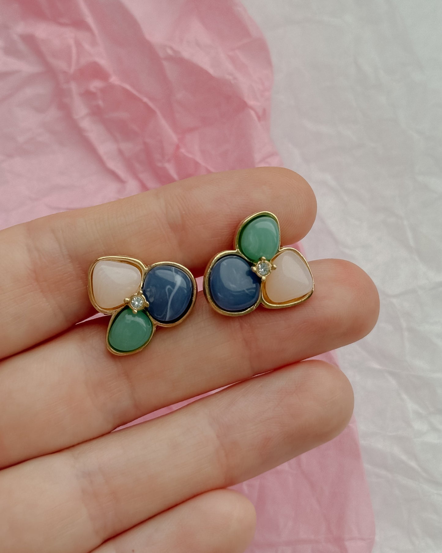 Klipsy Avon - Vintage Stories