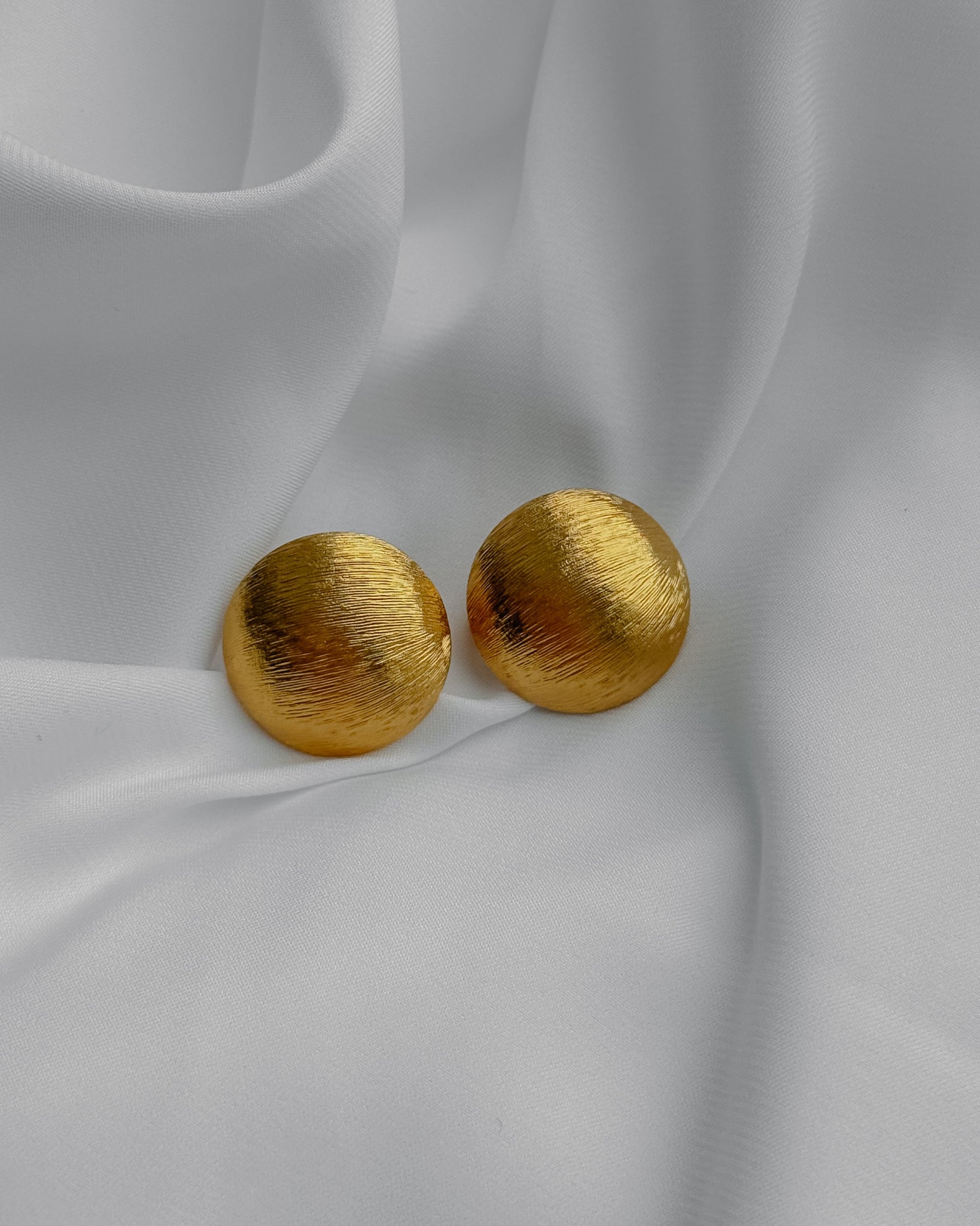 Klipsy Crown Trifari - Vintage Stories