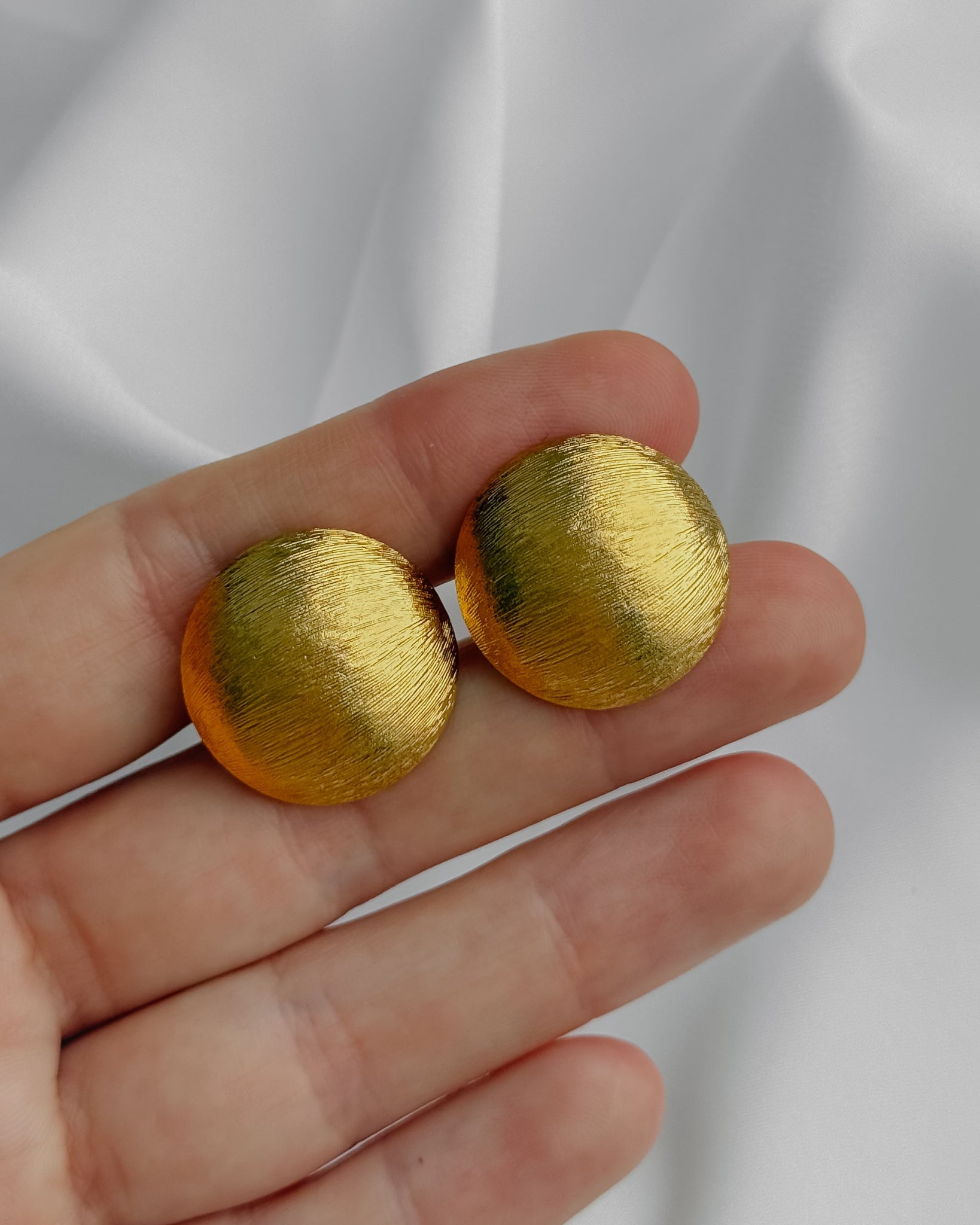 Klipsy Crown Trifari - Vintage Stories