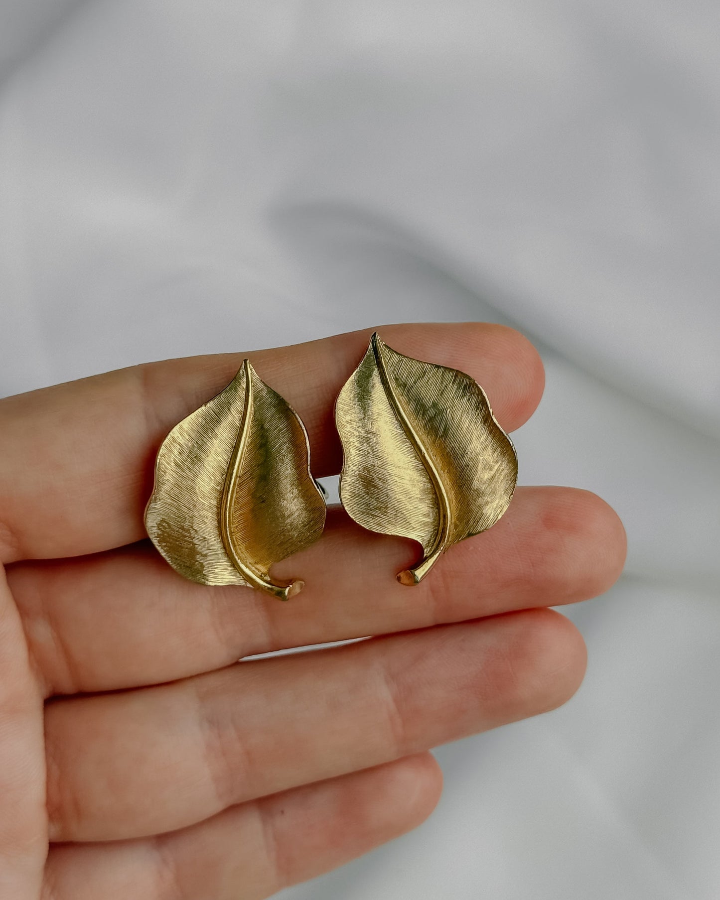 Klipsy Crown Trifari - Vintage Stories