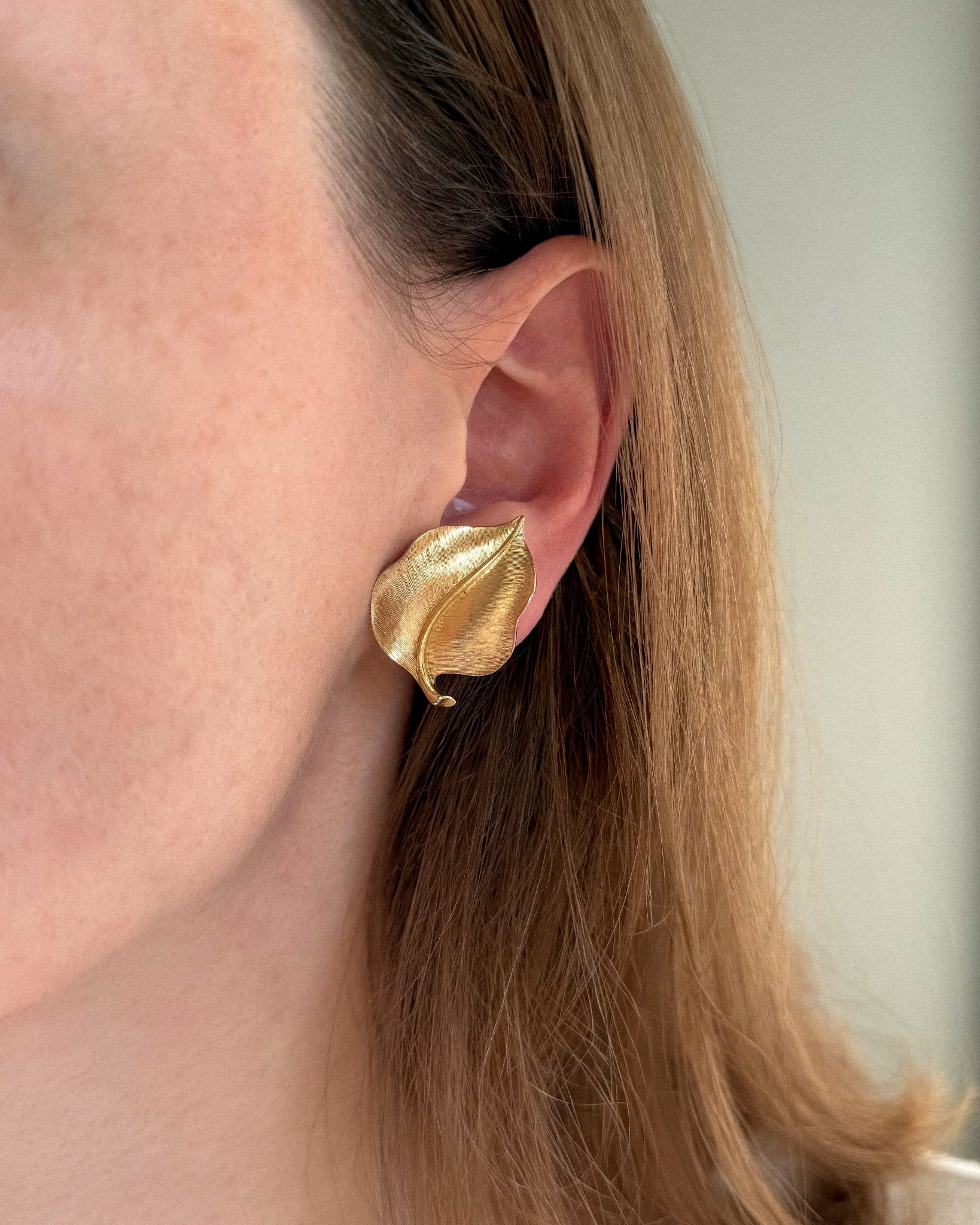 Klipsy Crown Trifari - Vintage Stories