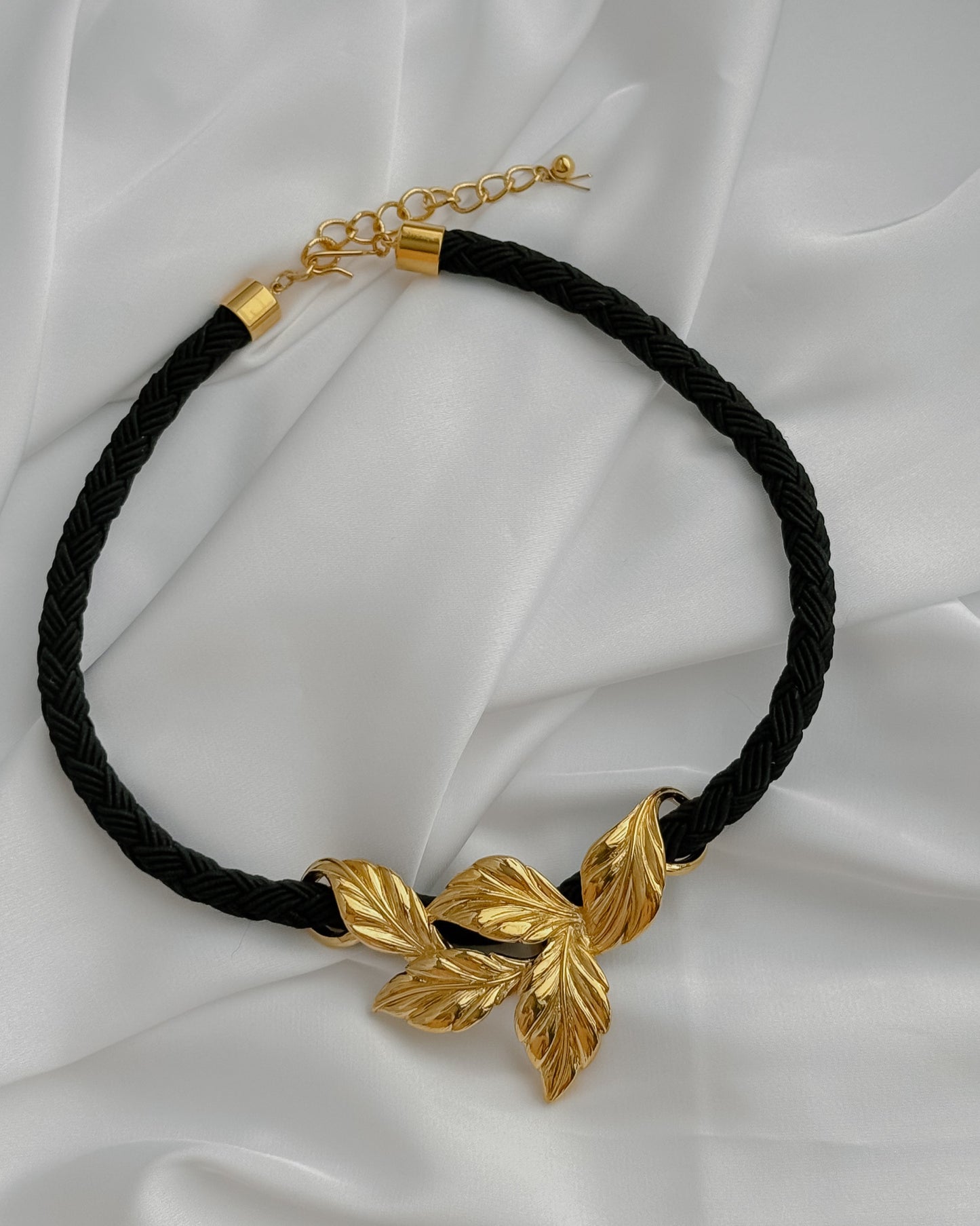 Naszyjnik Avon